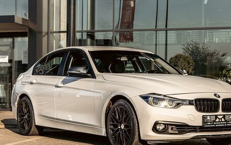 BMW 3 серия, 2017 год, 1 955 000 рублей, 7 фотография