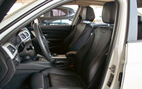 BMW 3 серия, 2017 год, 1 955 000 рублей, 11 фотография