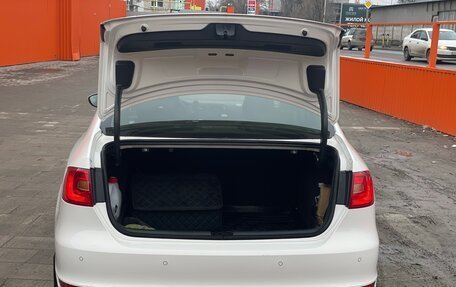 Volkswagen Jetta VI, 2012 год, 945 000 рублей, 6 фотография