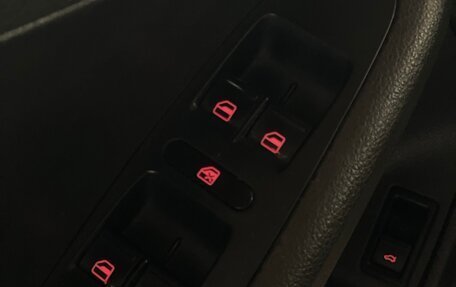 Volkswagen Jetta VI, 2012 год, 945 000 рублей, 13 фотография