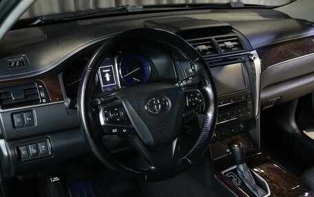 Toyota Camry, 2017 год, 2 579 000 рублей, 5 фотография