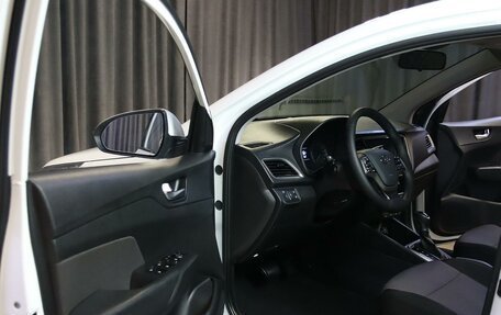 Hyundai Solaris II рестайлинг, 2019 год, 1 199 000 рублей, 5 фотография