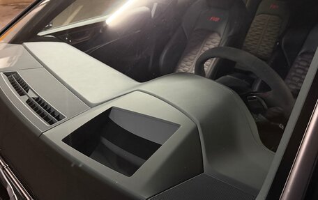 Audi RS 6, 2023 год, 16 800 000 рублей, 13 фотография