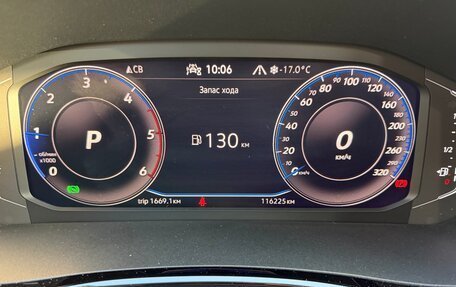 Volkswagen Multivan T6 рестайлинг, 2021 год, 6 250 000 рублей, 11 фотография