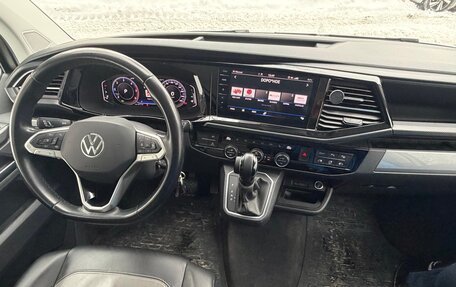 Volkswagen Multivan T6 рестайлинг, 2021 год, 6 250 000 рублей, 15 фотография