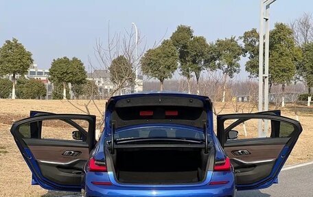 BMW 3 серия, 2022 год, 2 992 000 рублей, 8 фотография