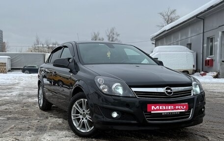 Opel Astra H, 2012 год, 690 000 рублей, 2 фотография