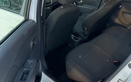 Renault Logan II, 2020 год, 840 000 рублей, 11 фотография