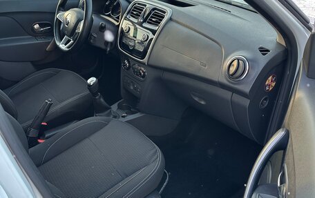 Renault Logan II, 2020 год, 840 000 рублей, 10 фотография