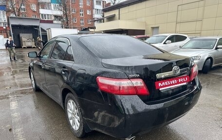 Toyota Camry, 2010 год, 900 000 рублей, 5 фотография