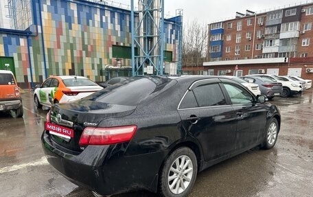 Toyota Camry, 2010 год, 900 000 рублей, 2 фотография