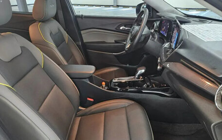 Chevrolet Trax, 2023 год, 1 650 000 рублей, 8 фотография