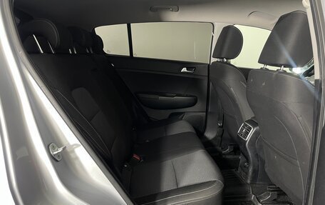 KIA Sportage IV рестайлинг, 2021 год, 2 360 000 рублей, 24 фотография