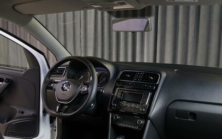 Volkswagen Polo VI (EU Market), 2018 год, 969 000 рублей, 5 фотография