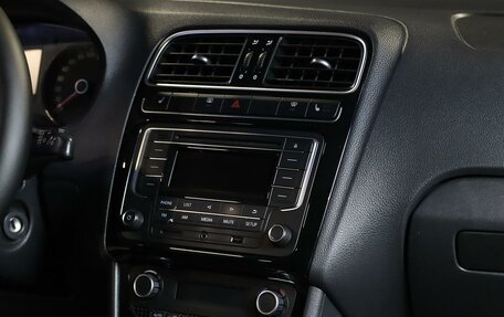 Volkswagen Polo VI (EU Market), 2018 год, 969 000 рублей, 9 фотография