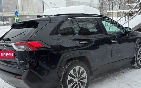 Toyota RAV4, 2020 год, 4 000 000 рублей, 5 фотография