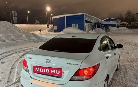 Hyundai Solaris II рестайлинг, 2011 год, 685 000 рублей, 2 фотография