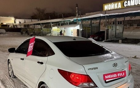 Hyundai Solaris II рестайлинг, 2011 год, 685 000 рублей, 3 фотография