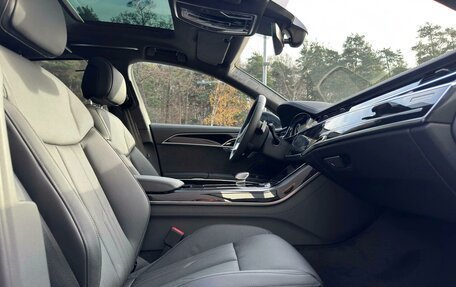 Audi A8, 2025 год, 21 990 000 рублей, 8 фотография