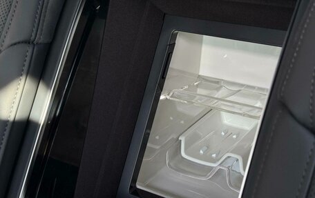 Audi A8, 2025 год, 21 990 000 рублей, 15 фотография