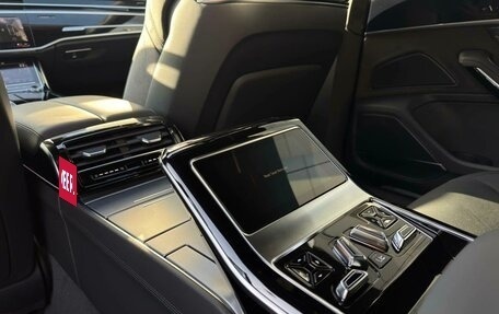 Audi A8, 2025 год, 21 990 000 рублей, 14 фотография