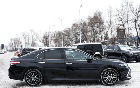 Toyota Camry, 2023 год, 3 620 000 рублей, 4 фотография