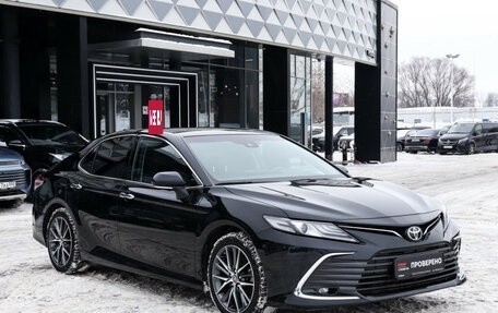 Toyota Camry, 2023 год, 3 620 000 рублей, 3 фотография