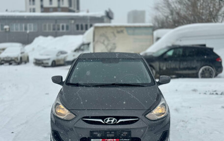 Hyundai Solaris II рестайлинг, 2013 год, 939 000 рублей, 2 фотография