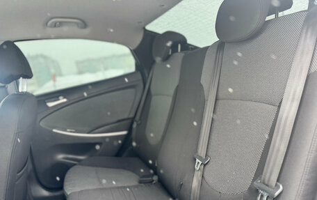 Hyundai Solaris II рестайлинг, 2013 год, 939 000 рублей, 9 фотография