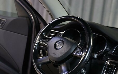 Skoda Superb III рестайлинг, 2015 год, 1 299 000 рублей, 10 фотография