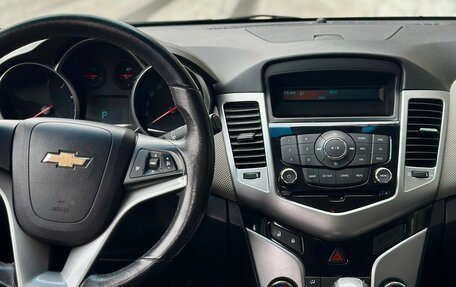 Chevrolet Cruze II, 2012 год, 700 000 рублей, 3 фотография