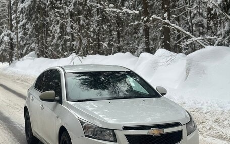 Chevrolet Cruze II, 2012 год, 700 000 рублей, 6 фотография
