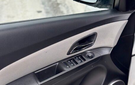 Chevrolet Cruze II, 2012 год, 700 000 рублей, 13 фотография