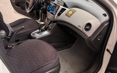 Chevrolet Cruze II, 2012 год, 840 000 рублей, 9 фотография