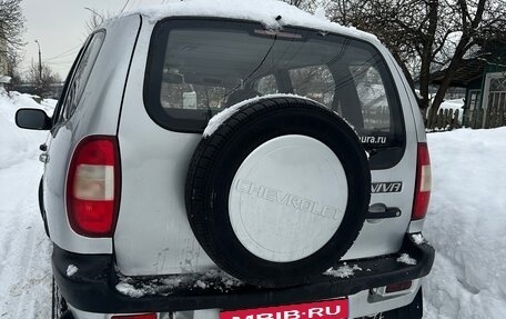 Chevrolet Niva I рестайлинг, 2005 год, 420 000 рублей, 21 фотография