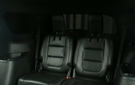 Ford Explorer VI, 2018 год, 2 899 000 рублей, 17 фотография