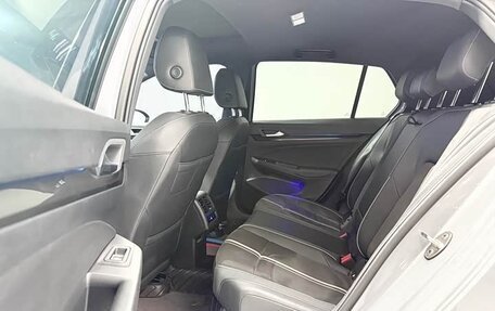 Volkswagen Golf VIII, 2021 год, 1 900 000 рублей, 9 фотография