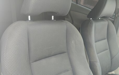 Honda Insight II рестайлинг, 2010 год, 875 000 рублей, 7 фотография