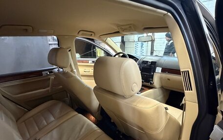 Volkswagen Touareg III, 2010 год, 1 200 000 рублей, 14 фотография