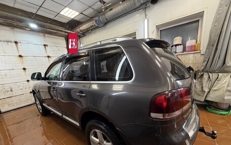 Volkswagen Touareg III, 2010 год, 1 200 000 рублей, 20 фотография