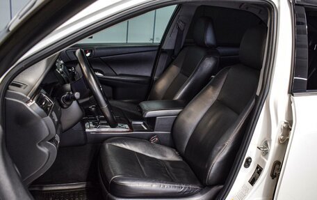 Toyota Camry, 2015 год, 1 850 000 рублей, 10 фотография