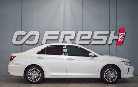 Toyota Camry, 2015 год, 1 850 000 рублей, 5 фотография