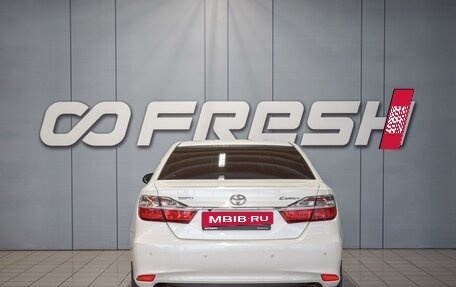 Toyota Camry, 2015 год, 1 850 000 рублей, 4 фотография
