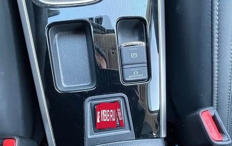 Mitsubishi Outlander III рестайлинг 3, 2022 год, 1 800 000 рублей, 34 фотография