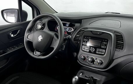 Renault Kaptur I рестайлинг, 2017 год, 1 360 000 рублей, 13 фотография