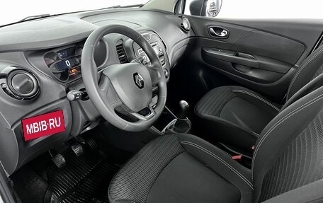 Renault Kaptur I рестайлинг, 2017 год, 1 360 000 рублей, 9 фотография