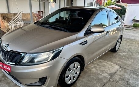 KIA Rio III рестайлинг, 2014 год, 930 000 рублей, 2 фотография