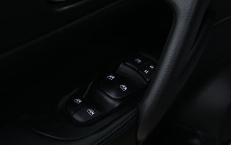 Nissan Qashqai, 2019 год, 1 999 900 рублей, 16 фотография