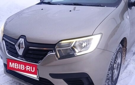 Renault Logan II, 2019 год, 600 000 рублей, 7 фотография