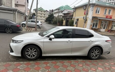 Toyota Camry, 2019 год, 2 600 000 рублей, 2 фотография